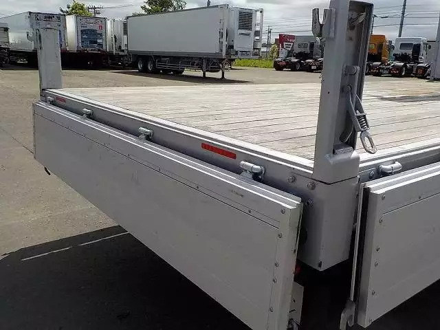 平成30年03月中古増トン三菱ふそうファイターの画像19