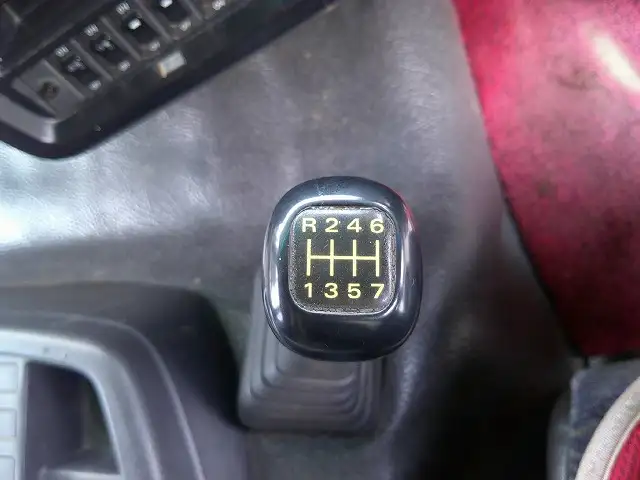 平成09年06月中古大型クレーン付日産UDビックサムの画像54