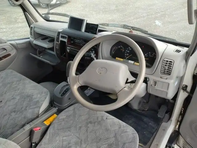 平成20年06月中古小型ミキサー車・高所作業車・その他特装車トヨタカムロードの画像11