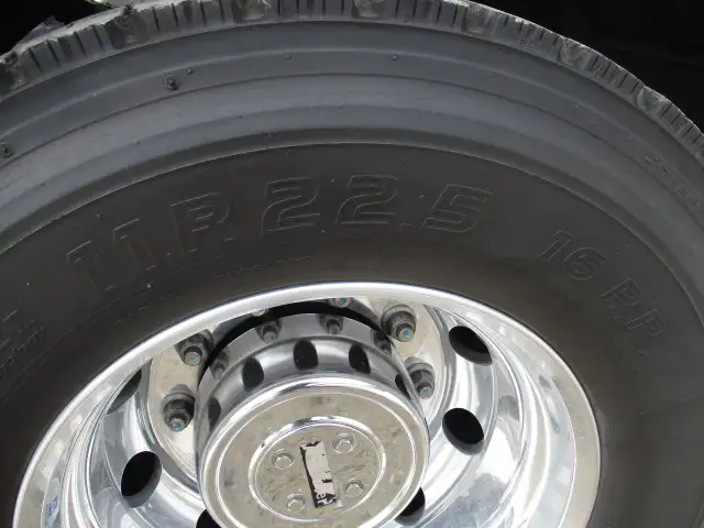 令和01年/平成31年10月中古大型トラクタヘッド日野プロフィアの画像12