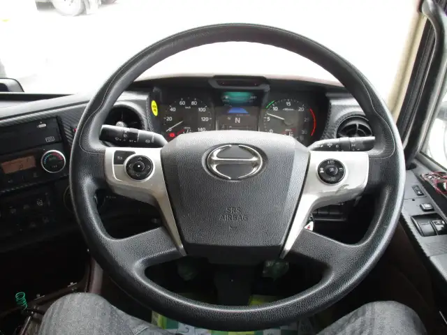 令和01年/平成31年10月中古大型トラクタヘッド日野プロフィアの画像34