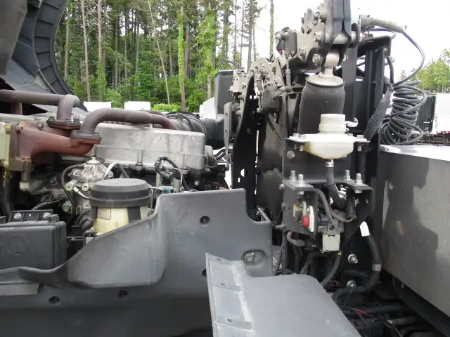 令和01年/平成31年10月中古大型トラクタヘッド日野プロフィアの画像48