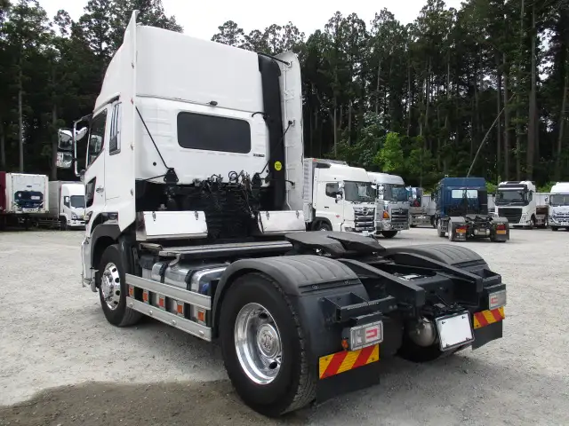 令和01年/平成31年10月中古大型トラクタヘッド日野プロフィアの画像7