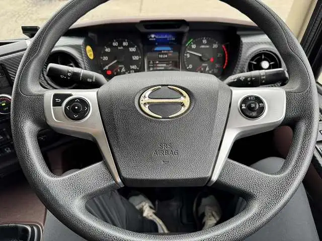 令和1年 日野 トラクタ 410馬力 7速MT 第五輪荷重11,500kg の画像13