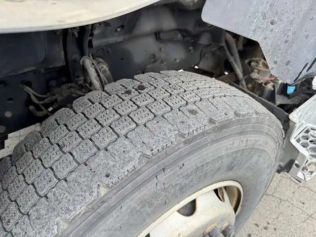 令和1年 日野 トラクタ 410馬力 7速MT 第五輪荷重11,500kg の画像10