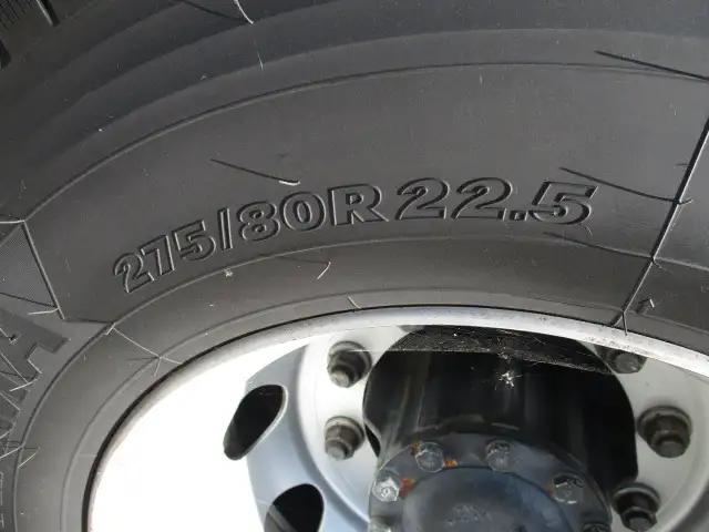 令和01年/平成31年07月中古大型トラクタヘッド日野プロフィアの画像12