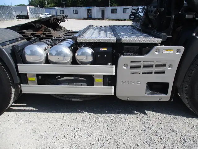 令和01年/平成31年07月中古大型トラクタヘッド日野プロフィアの画像20