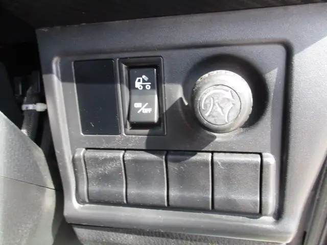 令和01年/平成31年07月中古大型トラクタヘッド日野プロフィアの画像32