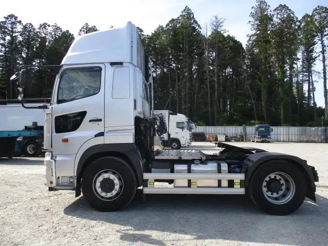 令和01年/平成31年07月中古大型トラクタヘッド日野プロフィアの画像8