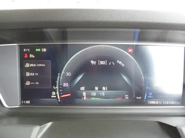 令和6年 ボルボ トラクタ 中間尺 デフロック付 460馬力 AT 第五輪:11,500㎏ 距離:113,000㎞の画像42