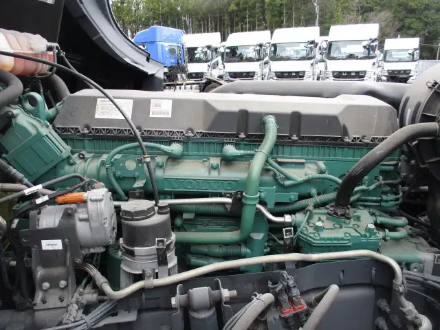 令和6年 ボルボ トラクタ 中間尺 デフロック付 460馬力 AT 第五輪:11,500㎏ 距離:113,000㎞の画像52