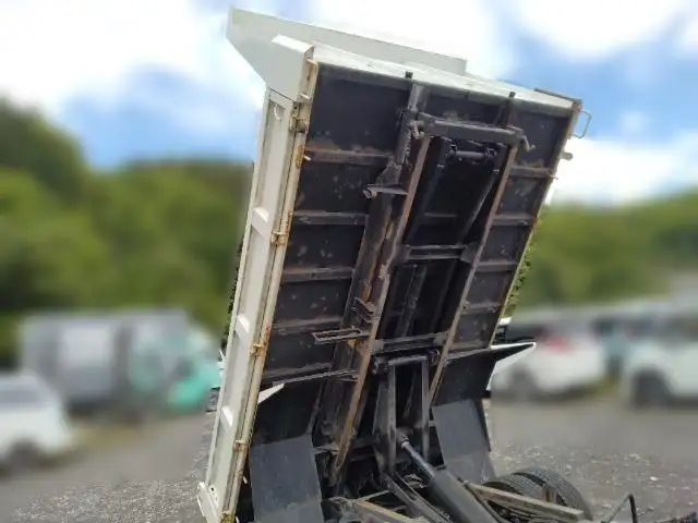 平成27年05月中古小型ダンプいすゞエルフの画像23