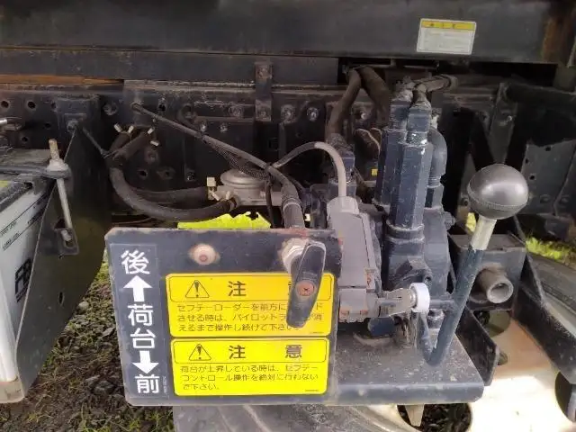平成27年05月中古小型ダンプいすゞエルフの画像26