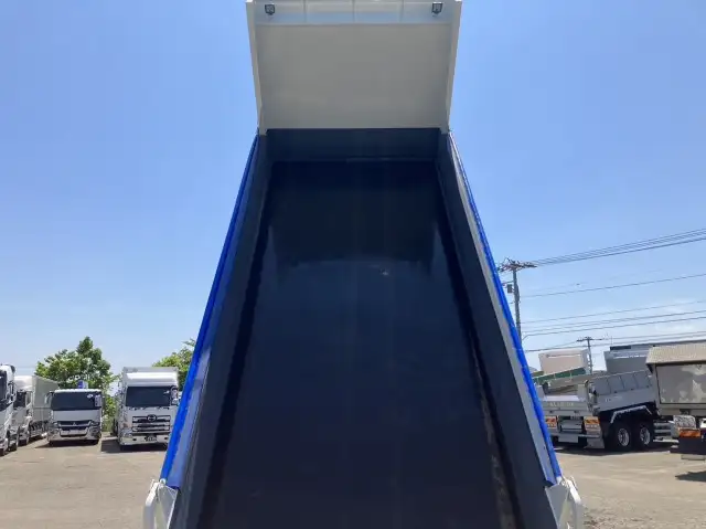 令和04年11月中古大型ダンプ三菱ふそうスーパーグレートの画像14