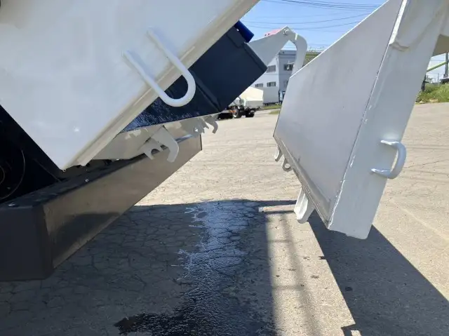 令和04年11月中古大型ダンプ三菱ふそうスーパーグレートの画像15