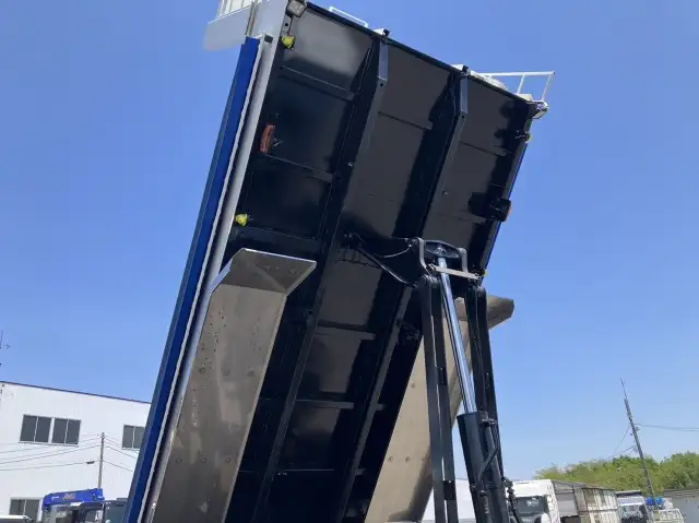 令和04年11月中古大型ダンプ三菱ふそうスーパーグレートの画像16