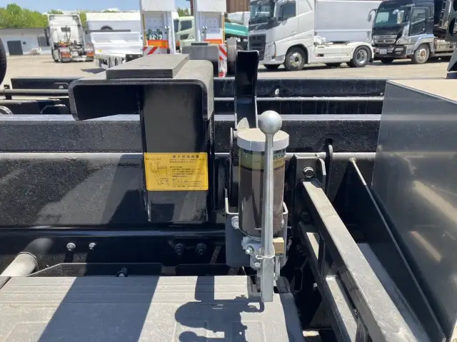 令和04年11月中古大型ダンプ三菱ふそうスーパーグレートの画像32