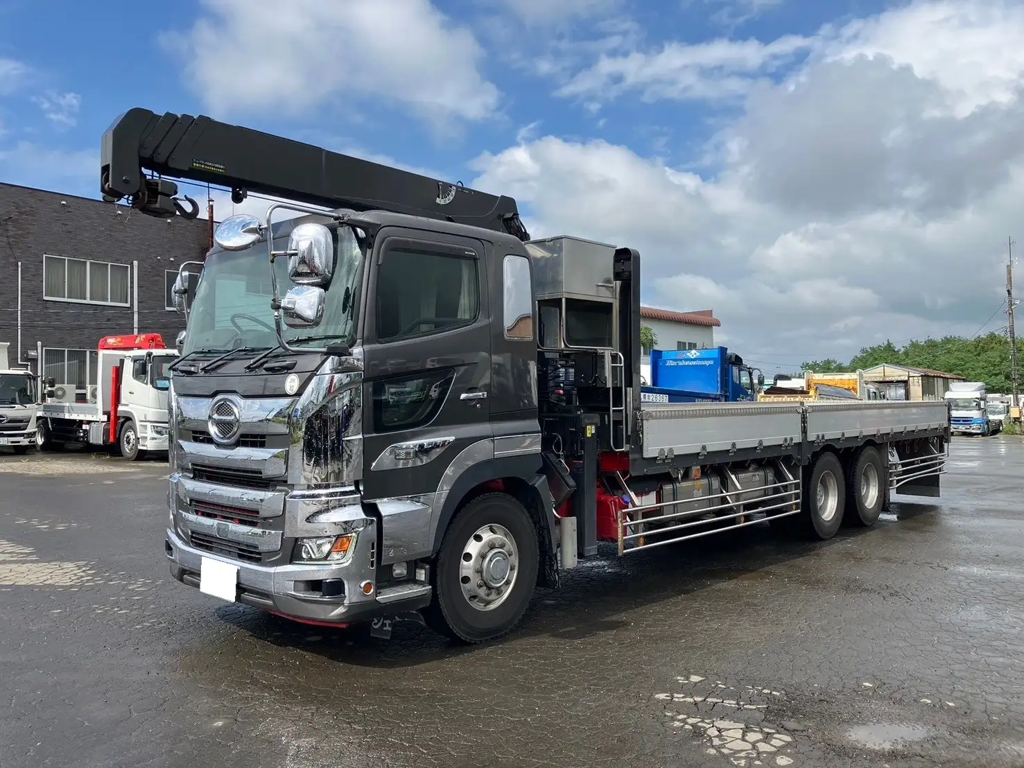 令和02年06月中古大型クレーン付日野プロフィアの画像1