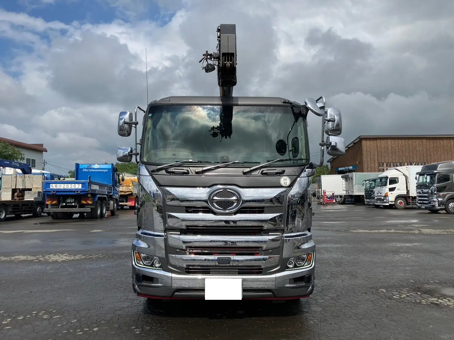 令和02年06月中古大型クレーン付日野プロフィアの画像2