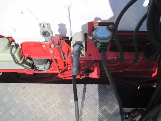 平成28年03月中古大型トラクタヘッド日野日野の画像16