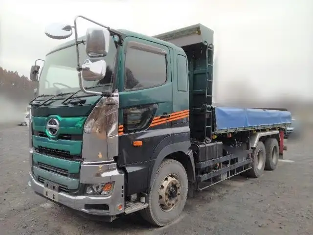 平成30年09月中古大型ダンプ日野プロフィアの画像1