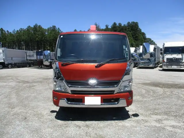 平成27年12月中古小型クレーン付日野デュトロの画像2