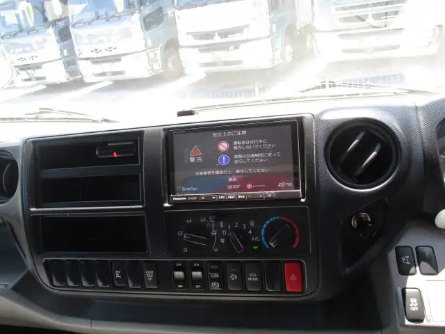 平成27年12月中古小型クレーン付日野デュトロの画像34