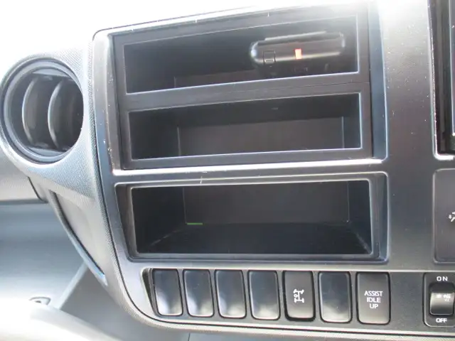 平成27年12月中古小型クレーン付日野デュトロの画像35