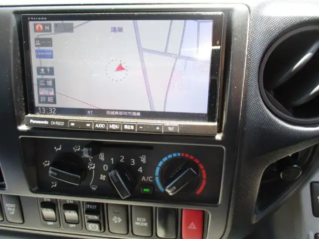 平成27年12月中古小型クレーン付日野デュトロの画像38