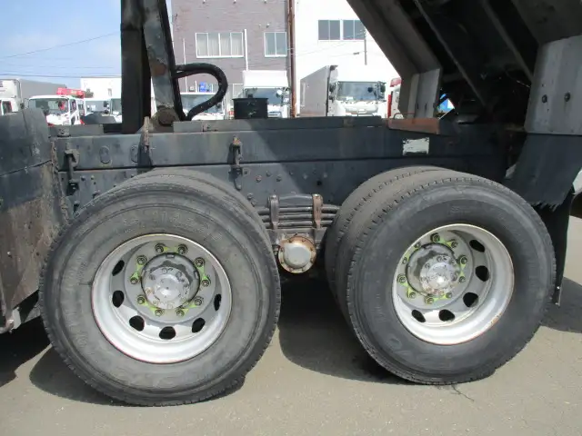 平成25年01月中古大型ダンプ三菱ふそうスーパーグレートの画像16