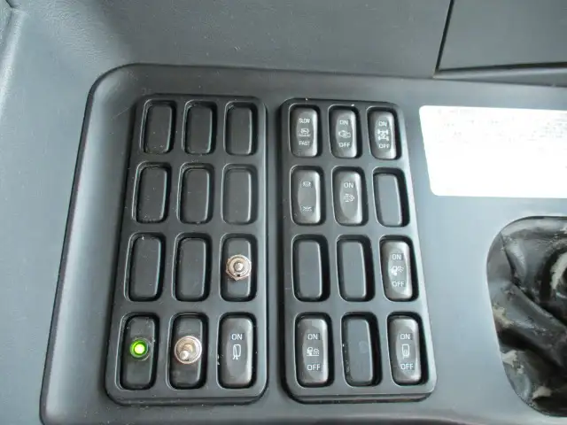 平成25年01月中古大型ダンプ三菱ふそう三菱の画像30