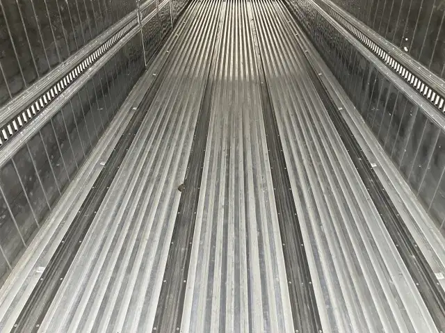 平成27年12月中古小型冷凍トレーラー日本フルハーフフルハーフの画像12