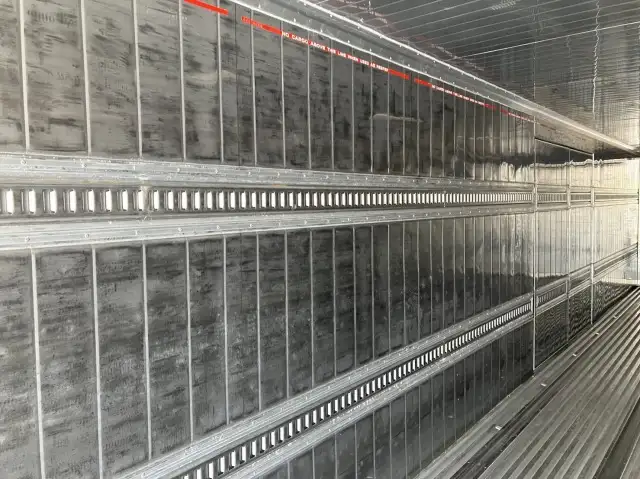 平成27年12月中古小型冷凍トレーラー日本フルハーフフルハーフの画像13