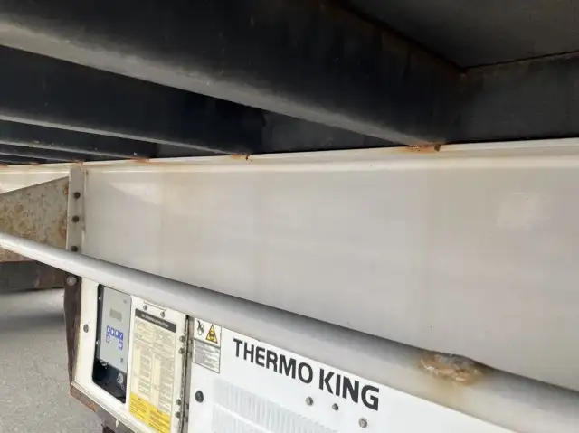 平成27年12月中古小型冷凍トレーラー日本フルハーフフルハーフの画像27