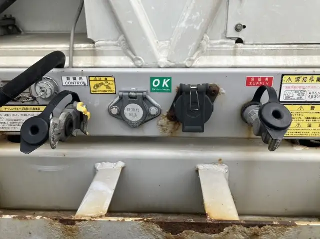 平成27年12月中古小型冷凍トレーラー日本フルハーフフルハーフの画像39