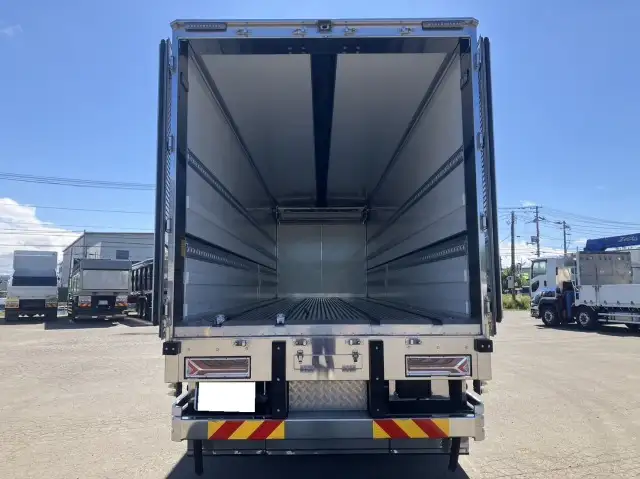 令和05年00月中古大型冷凍バン・ウィング日野プロフィアの画像15