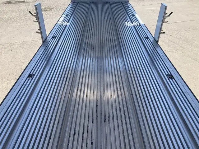 令和05年00月中古大型冷凍バン・ウィング日野プロフィアの画像17