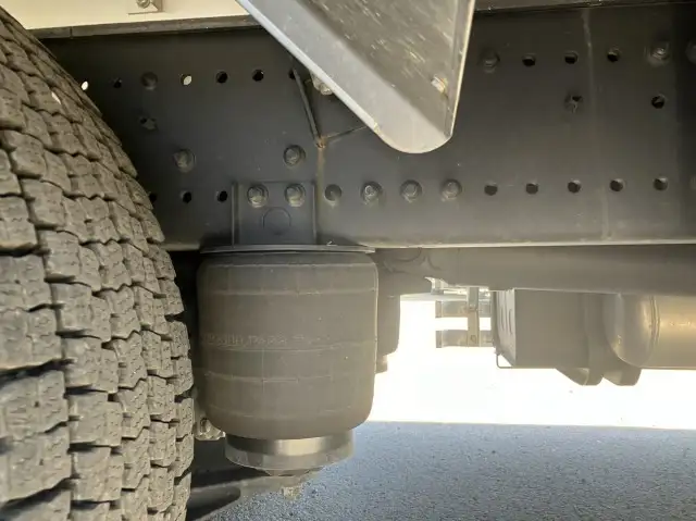 令和05年00月中古大型冷凍バン・ウィング日野プロフィアの画像28