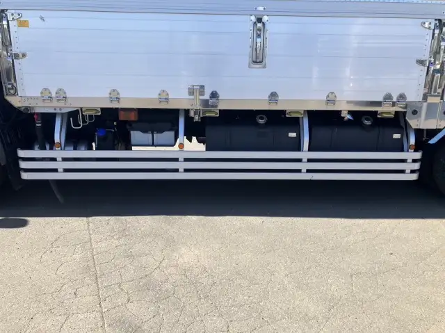 令和05年00月中古大型冷凍バン・ウィング日野プロフィアの画像40