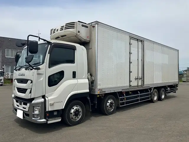 平成28年07月中古大型冷凍バン・ウィングいすゞギガの画像1