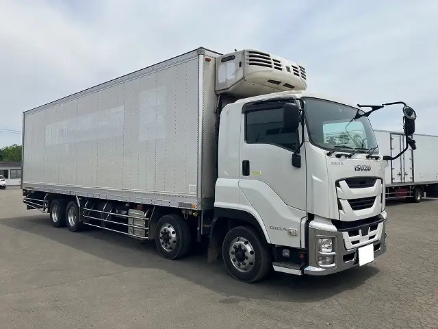 平成28年07月中古大型冷凍バン・ウィングいすゞギガの画像3