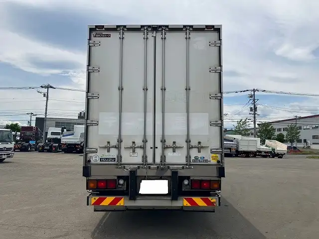 平成28年07月中古大型冷凍バン・ウィングいすゞギガの画像6