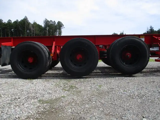 ナンバー付　平成30年　フルハーフ　40FT3軸コンテナシャシ　リフトアクスル後軸残し　最大積載量:30,900kg　第五輪荷重:11,240kg以上の画像49