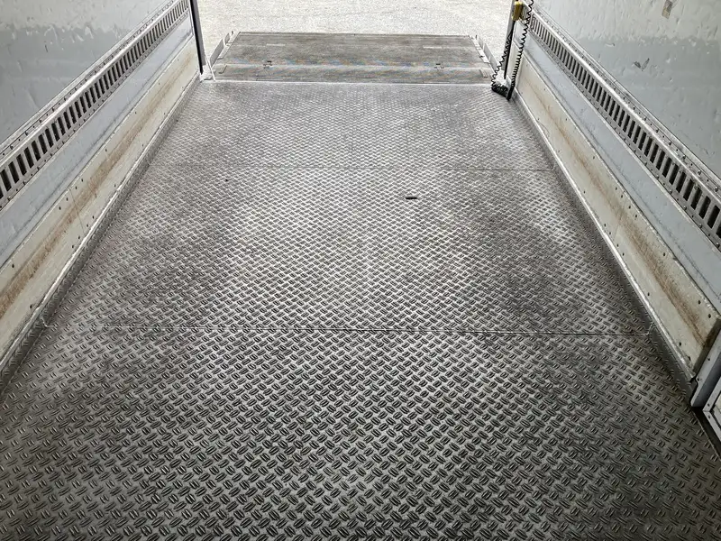 平成29年02月中古小型冷凍バン・ウィング日野デュトロの画像14