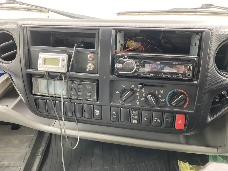 平成29年02月中古小型冷凍バン・ウィング日野デュトロの画像53