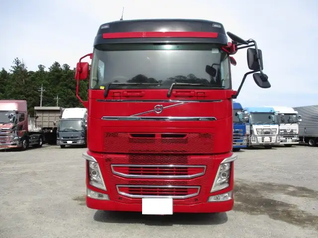 平成30年08月中古大型トラクタヘッドボルボボルボFHの画像2