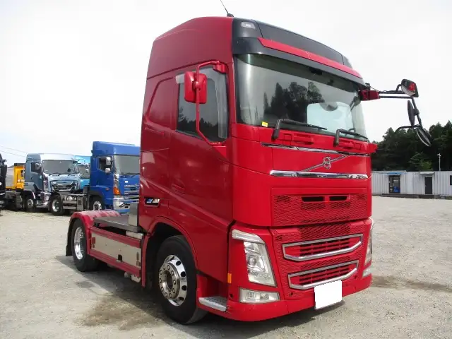 平成30年08月中古大型トラクタヘッドボルボボルボFHの画像3