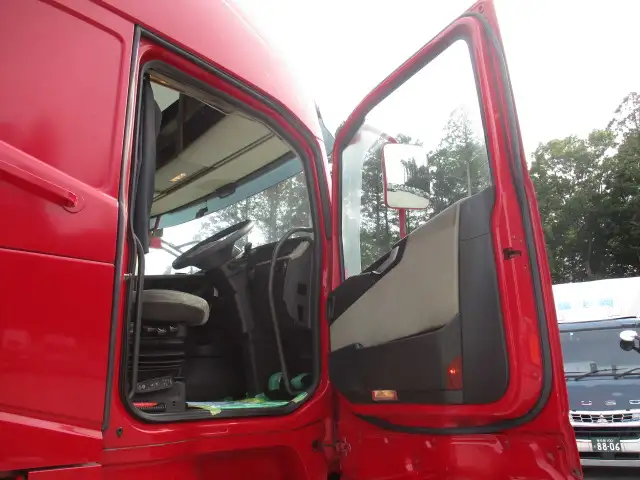 平成30年08月中古大型トラクタヘッドボルボボルボFHの画像33