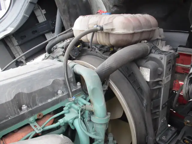 平成30年08月中古大型トラクタヘッドボルボボルボFHの画像54