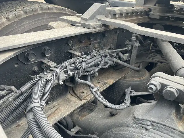 ☆車検付き(R7.4.19)☆ 令和3年 三菱 トラクターヘッド スライドカプラ AT 第五輪:11,500㎏ 距離:27万㎞  の画像29